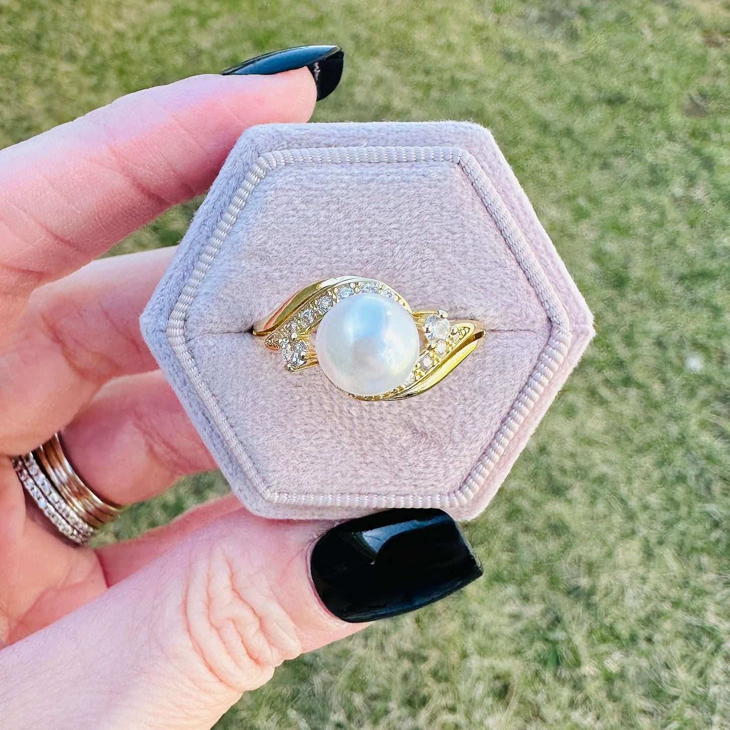 Pearl Twist Zircon Ring