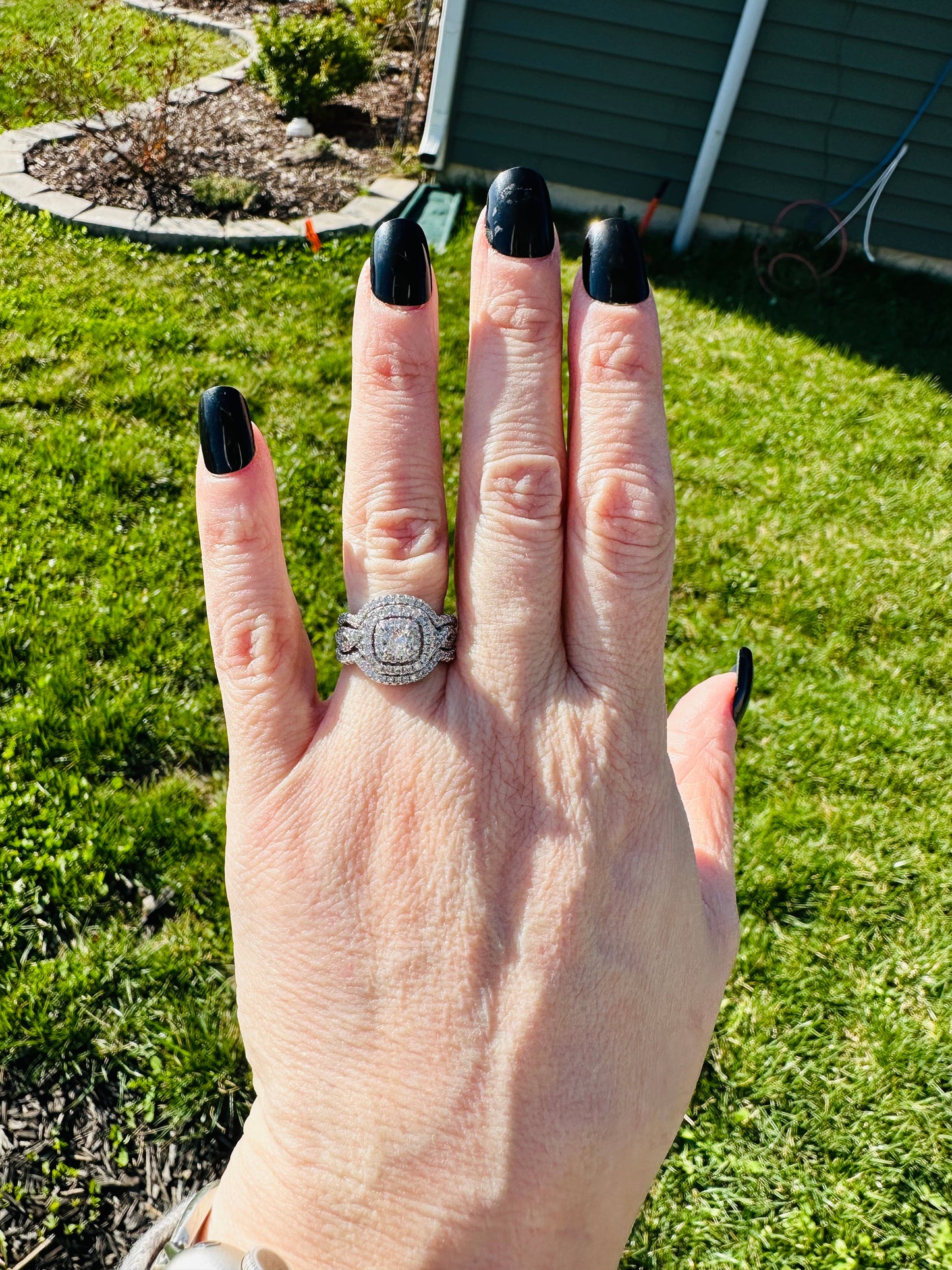 Alessia 3 Piece Grand Halo Ring Set