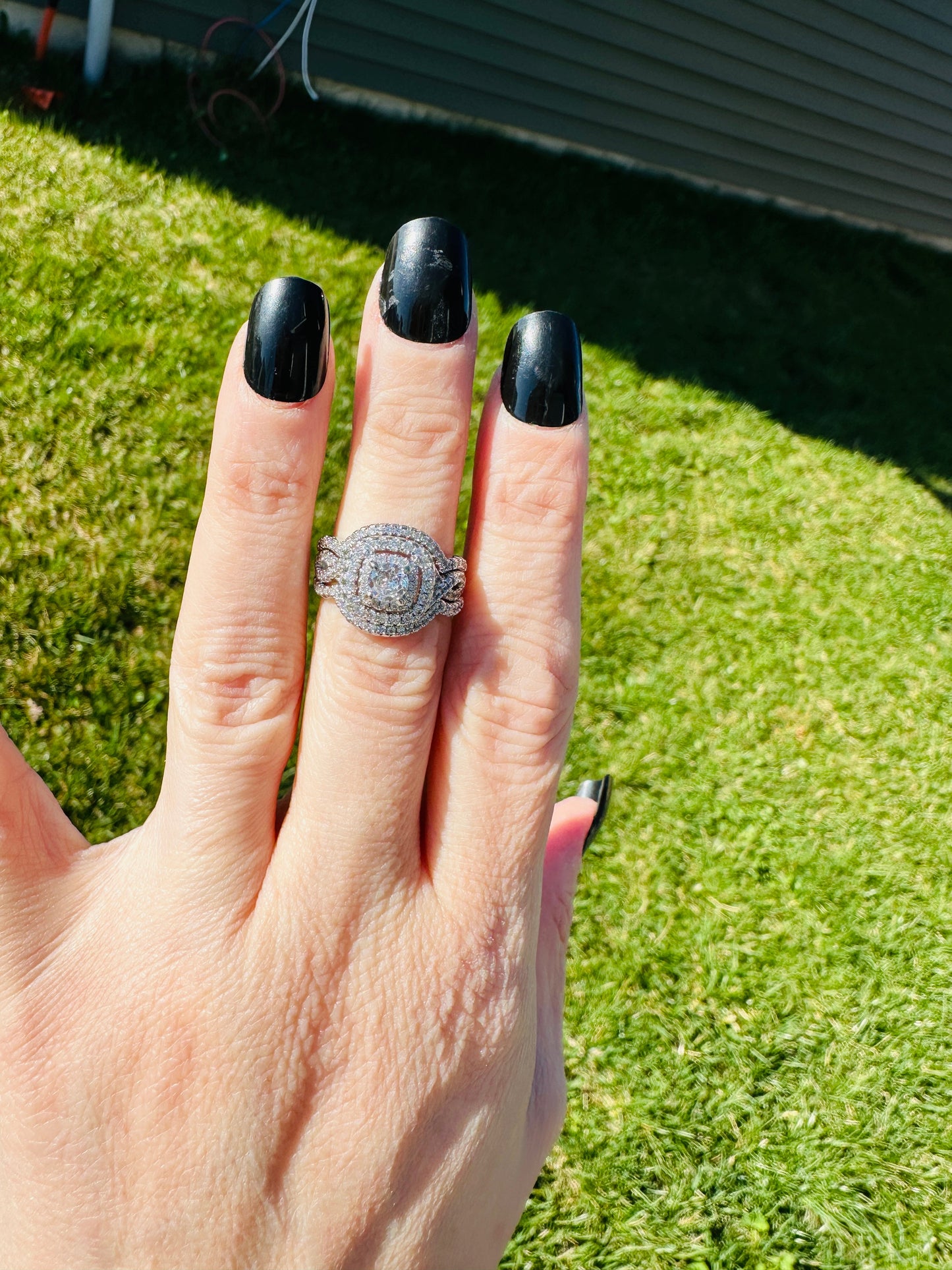 Alessia 3 Piece Grand Halo Ring Set